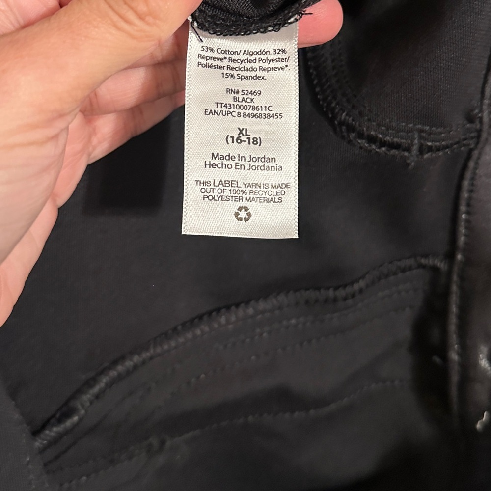 Time and Tru Women's High Rise Jeggings, Black Shiny Coated, Sz XL (16-18), NWOT - Picture 5 of 8